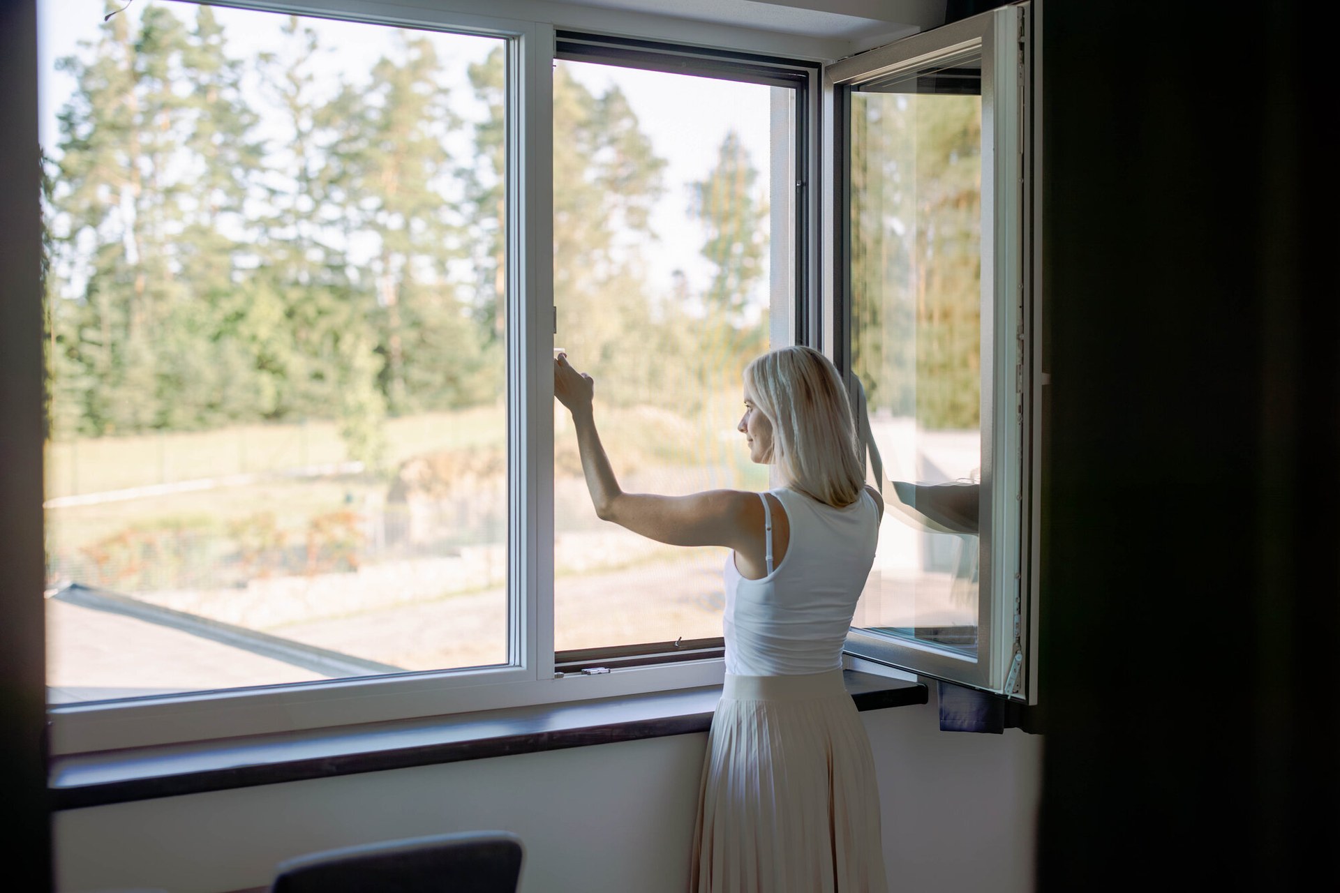 FRAME — okenní síť proti hmyzu v pevném rámu